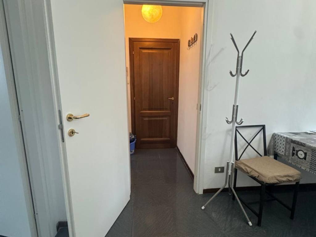 appartamento in affitto a Milano in zona Famagosta