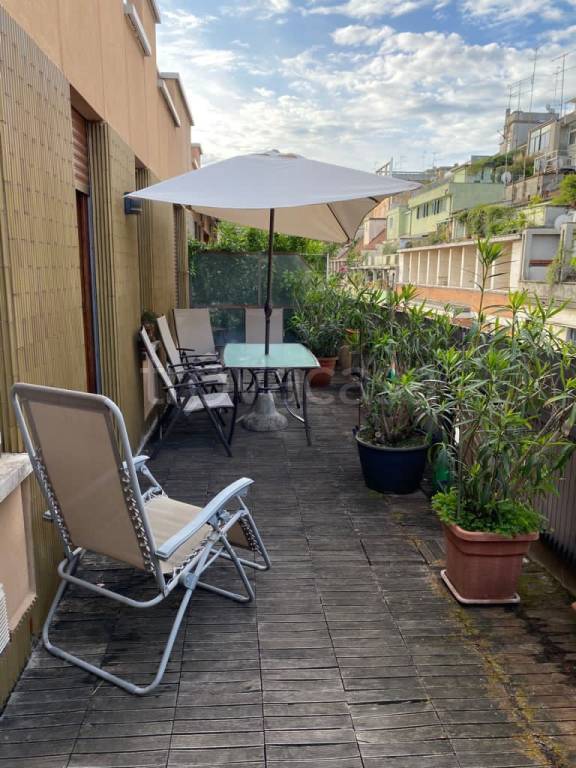 appartamento in affitto a Milano in zona Centro Direzionale