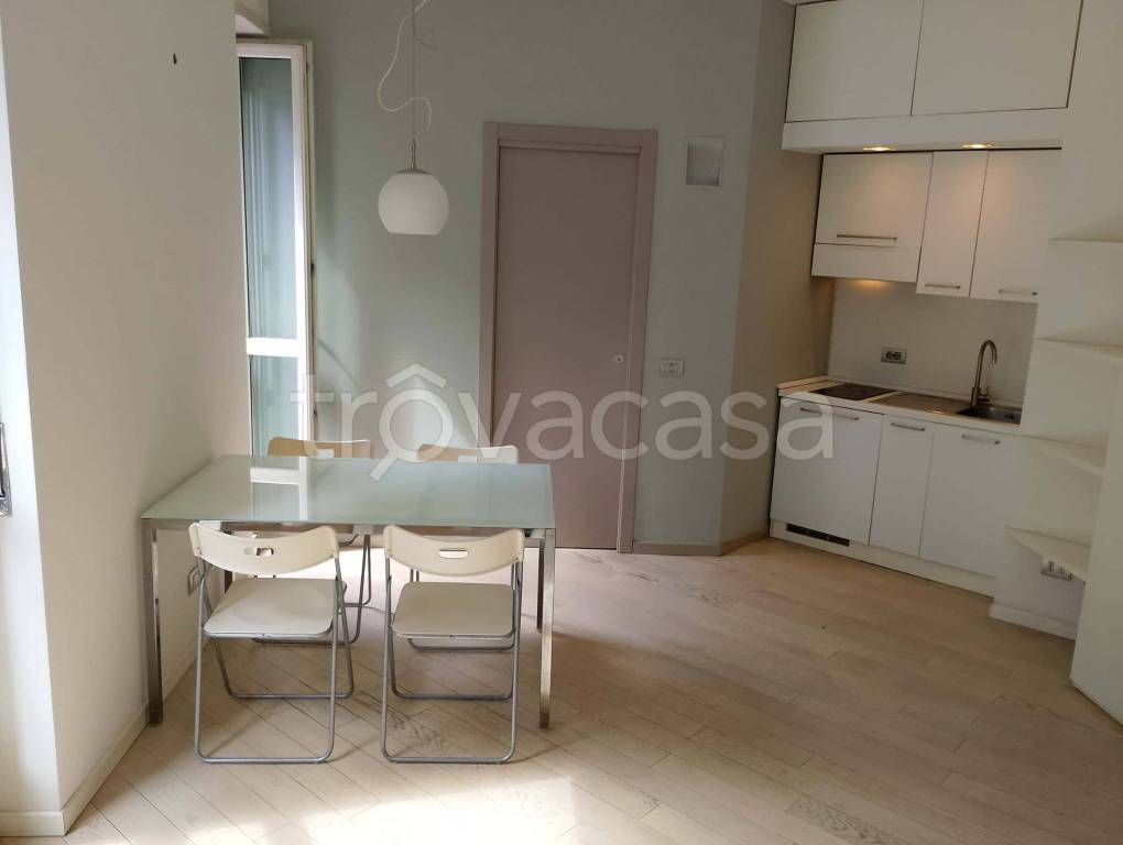 appartamento in affitto a Milano in zona Porta Nuova