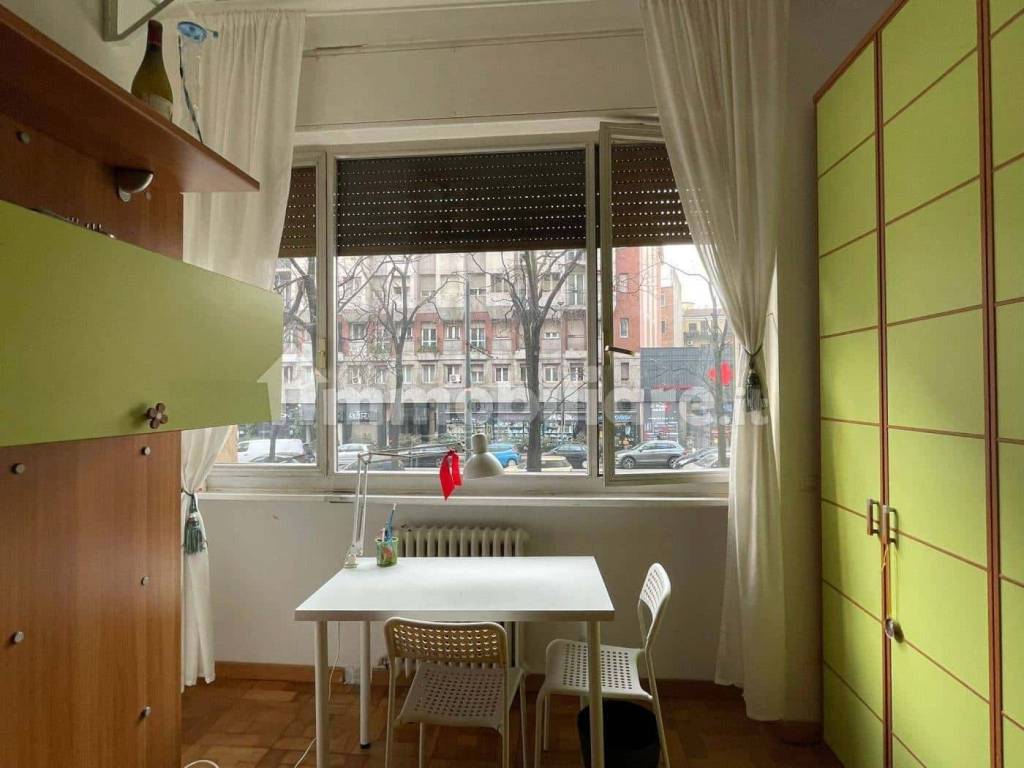 appartamento in affitto a Milano in zona Centro Direzionale