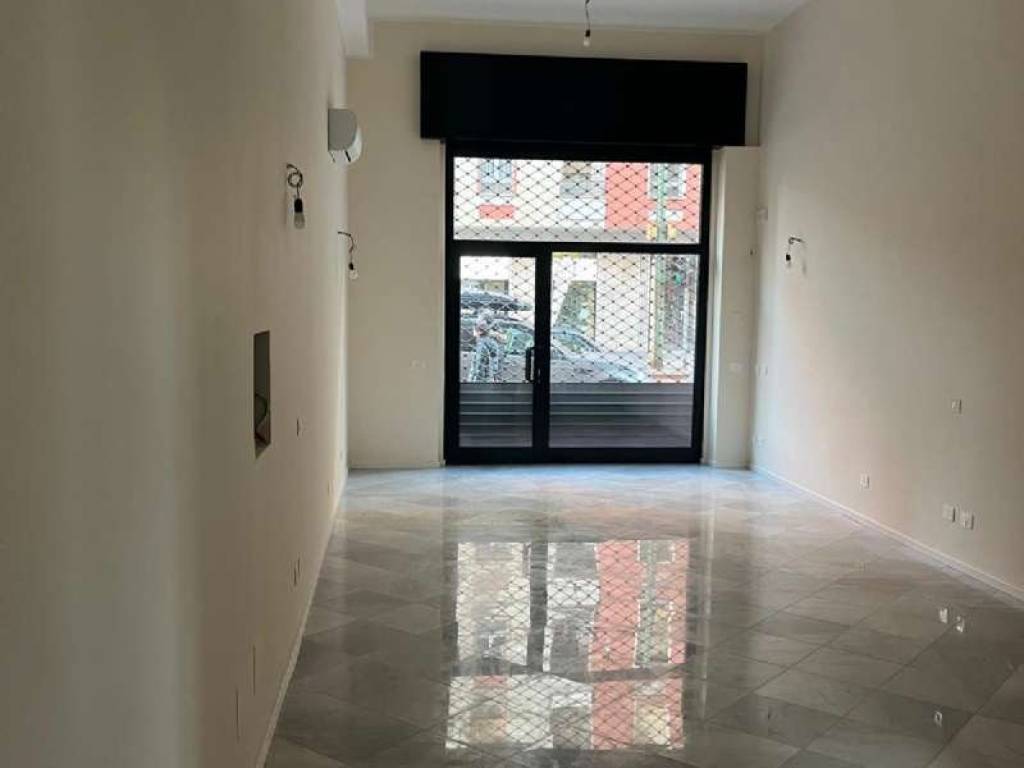 negozio in affitto a Milano in zona Porta Venezia