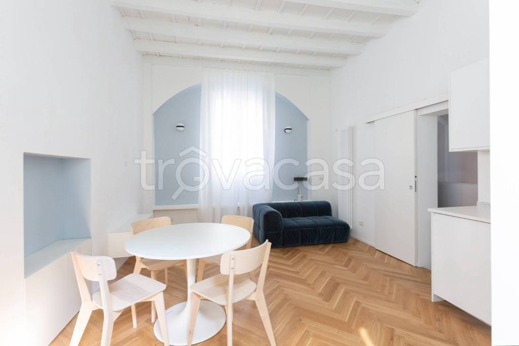 appartamento in affitto a Milano in zona Porta Romana