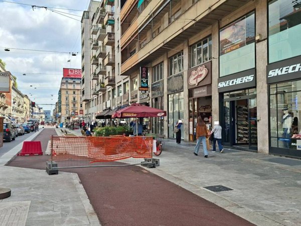 negozio in affitto a Milano in zona Centro Direzionale