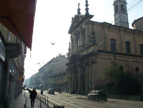 negozio in affitto a Milano