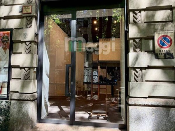 negozio in affitto a Milano