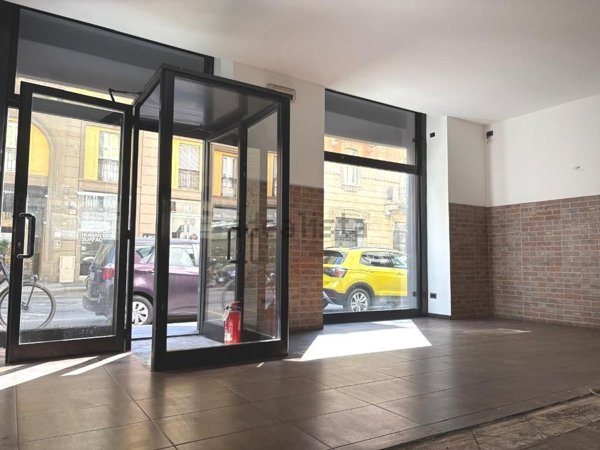 locale commerciale in affitto a Milano