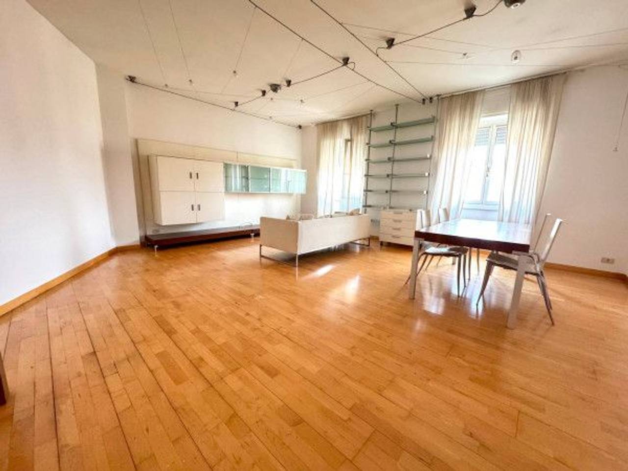 appartamento in affitto a Milano in zona Bullona