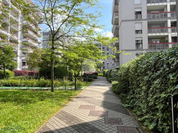 appartamento in affitto a Milano in zona Baggio