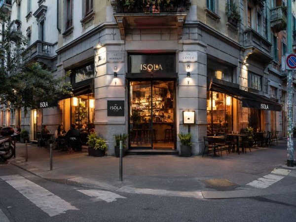 negozio in affitto a Milano in zona Isola