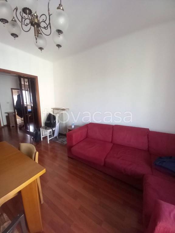 appartamento in affitto a Milano in zona Feltre