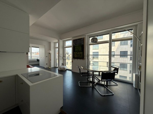 appartamento in affitto a Milano in zona Porta Nuova