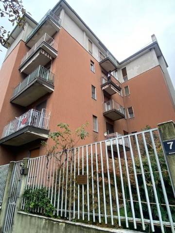 appartamento in affitto a Milano in zona Barona