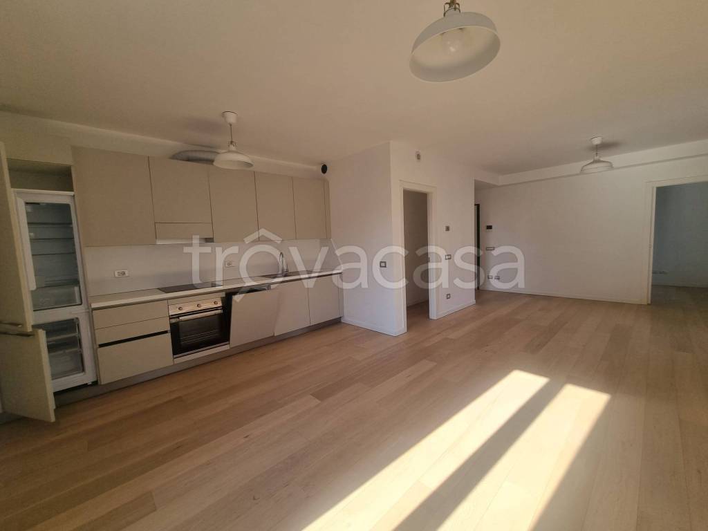 appartamento in affitto a Milano in zona Solari
