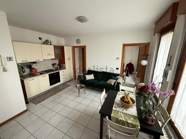 appartamento in affitto a Milano in zona Famagosta