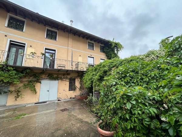 appartamento in affitto a Milano in zona Vigentino