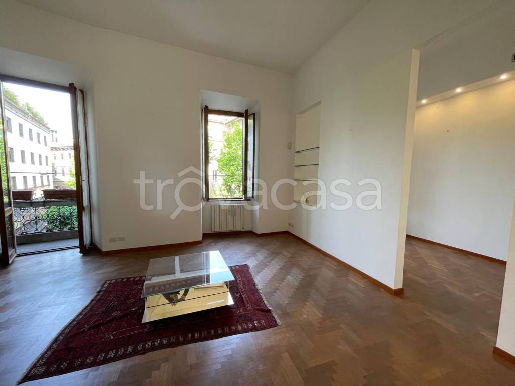 appartamento in affitto a Milano