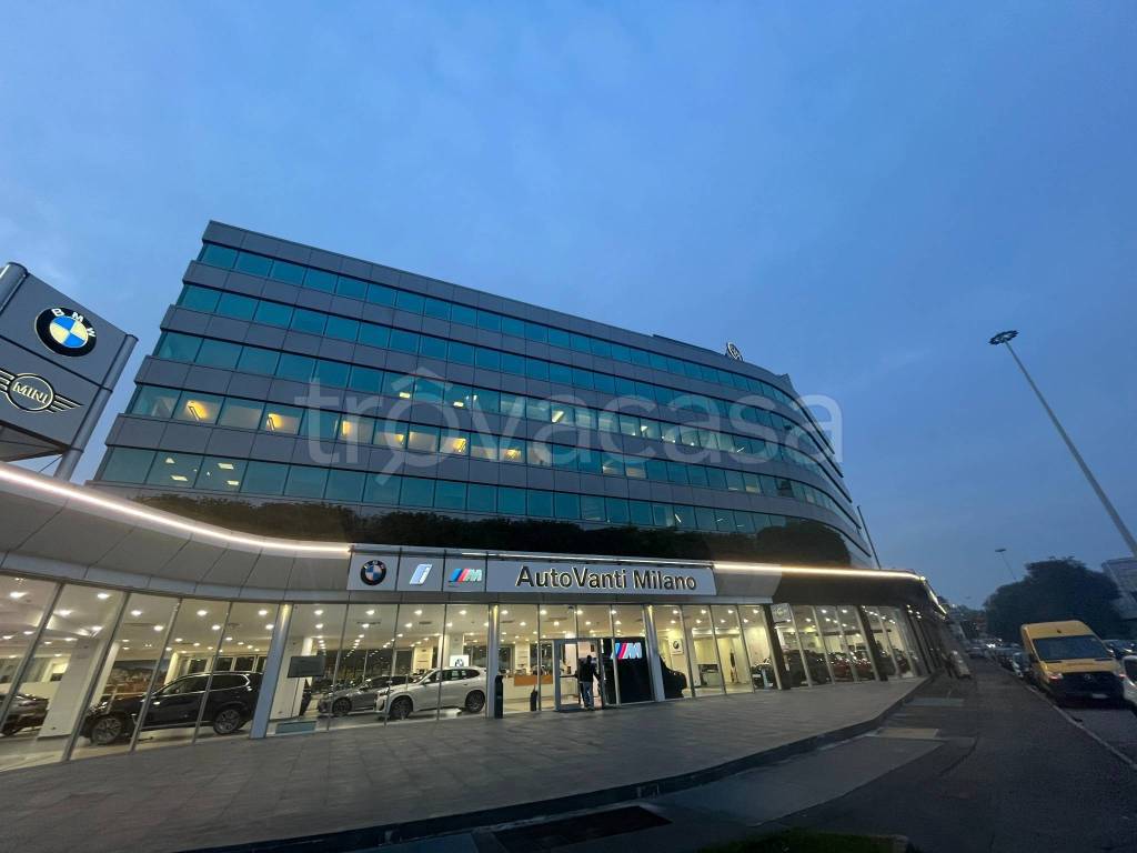 ufficio in affitto a Milano in zona Gallaratese