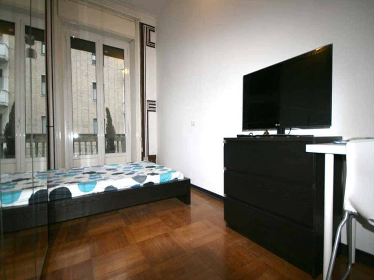 negozio in affitto a Milano in zona Loreto