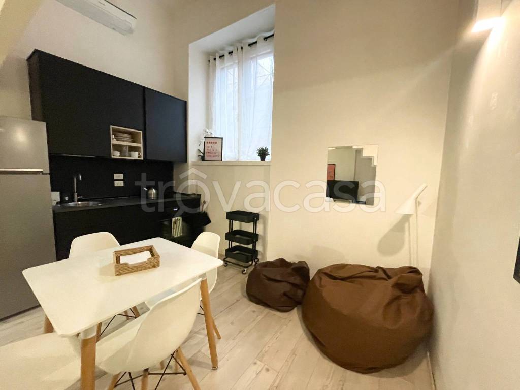 appartamento in affitto a Milano in zona Porta Nuova