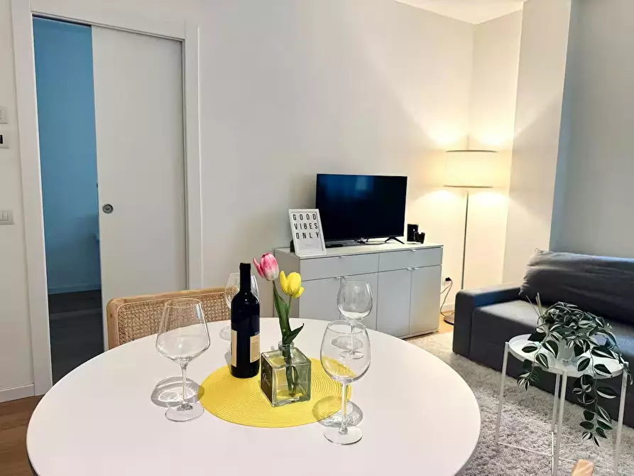 appartamento in affitto a Milano in zona Farini