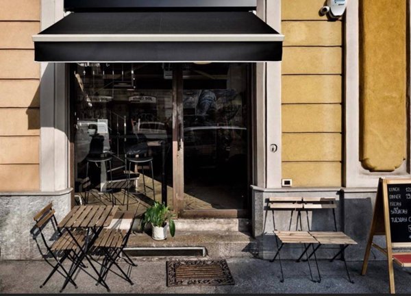 negozio in affitto a Milano