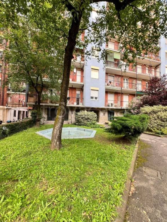 appartamento in affitto a Milano in zona Bocconi