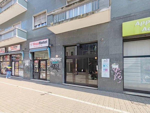 ufficio in affitto a Milano in zona Loreto