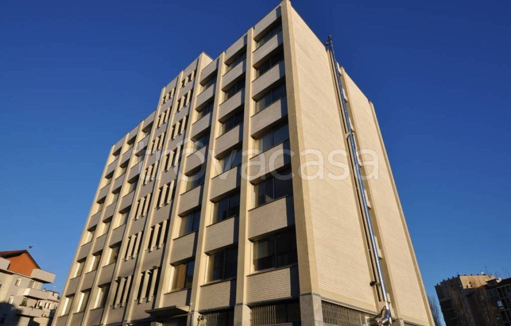 ufficio in affitto a Milano in zona Dergano