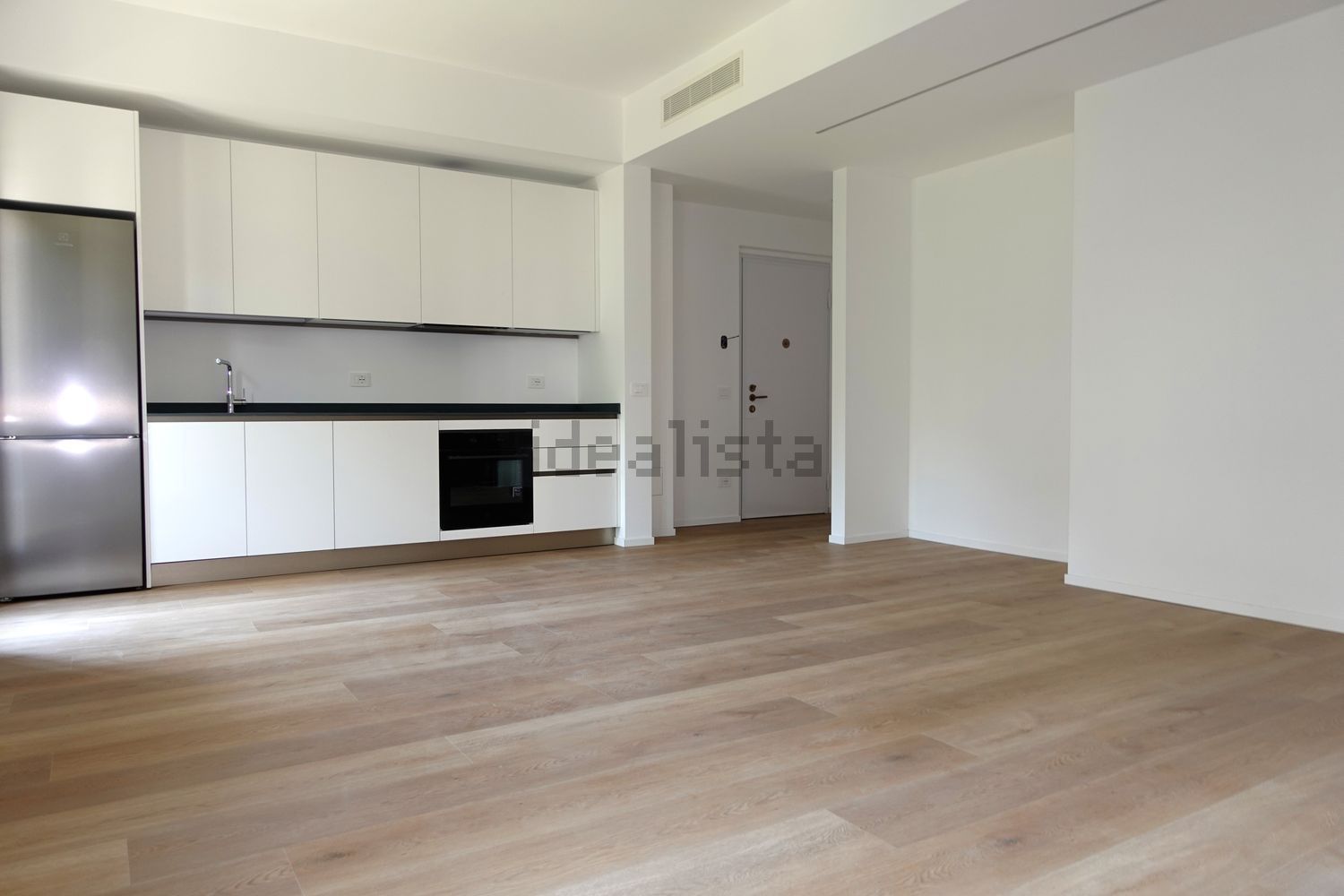 appartamento in affitto a Milano in zona Lorenteggio