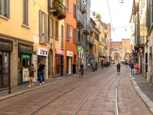 negozio in affitto a Milano in zona Porta Ticinese