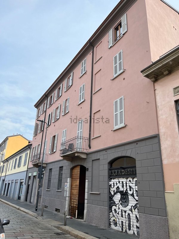appartamento in affitto a Milano in zona San Cristoforo