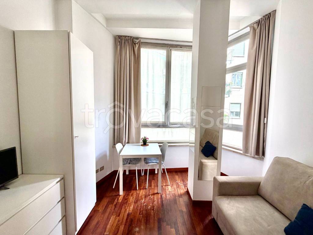appartamento in affitto a Milano in zona Porta Nuova