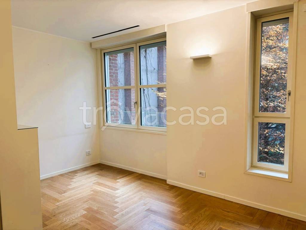 appartamento in affitto a Milano in zona Cadorna