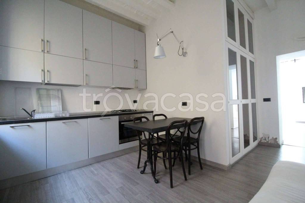 appartamento in affitto a Milano in zona Porta Genova