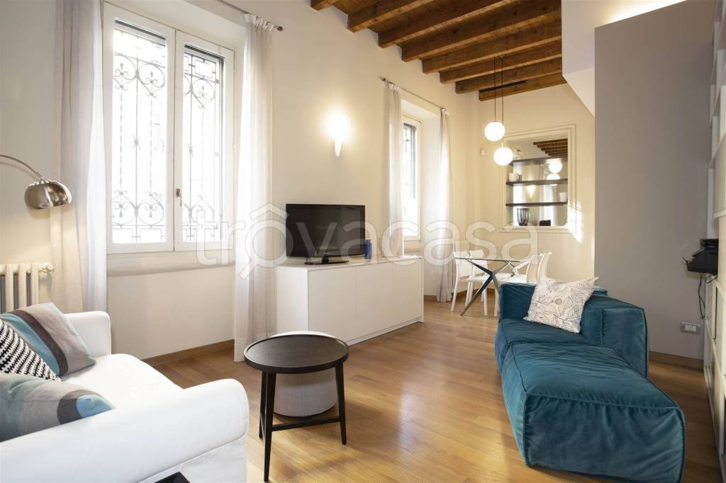appartamento in affitto a Milano