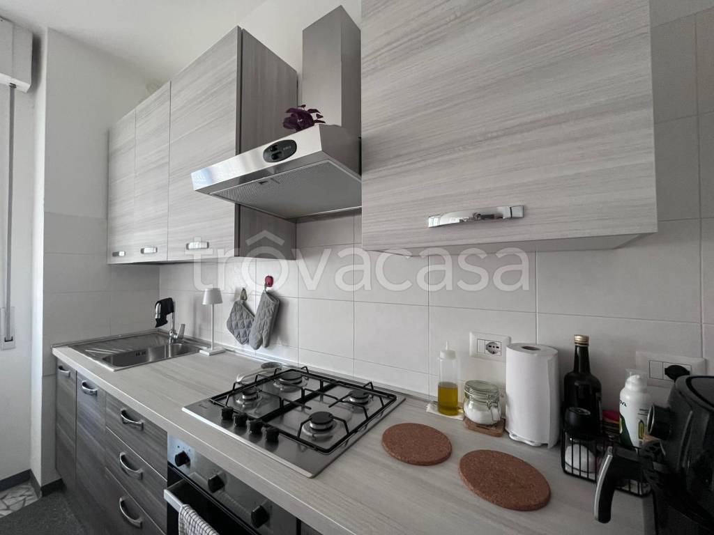 appartamento in affitto a Milano in zona Feltre