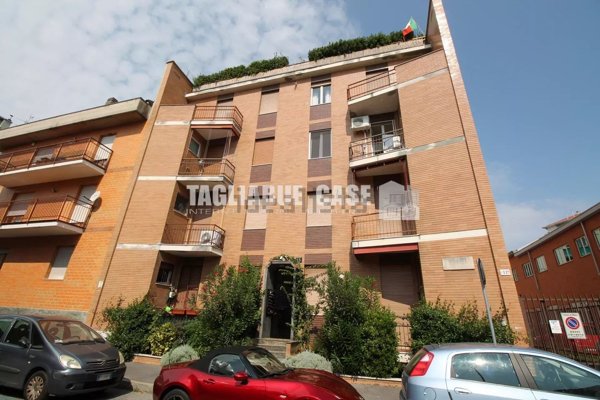 appartamento in affitto a Milano in zona Affori