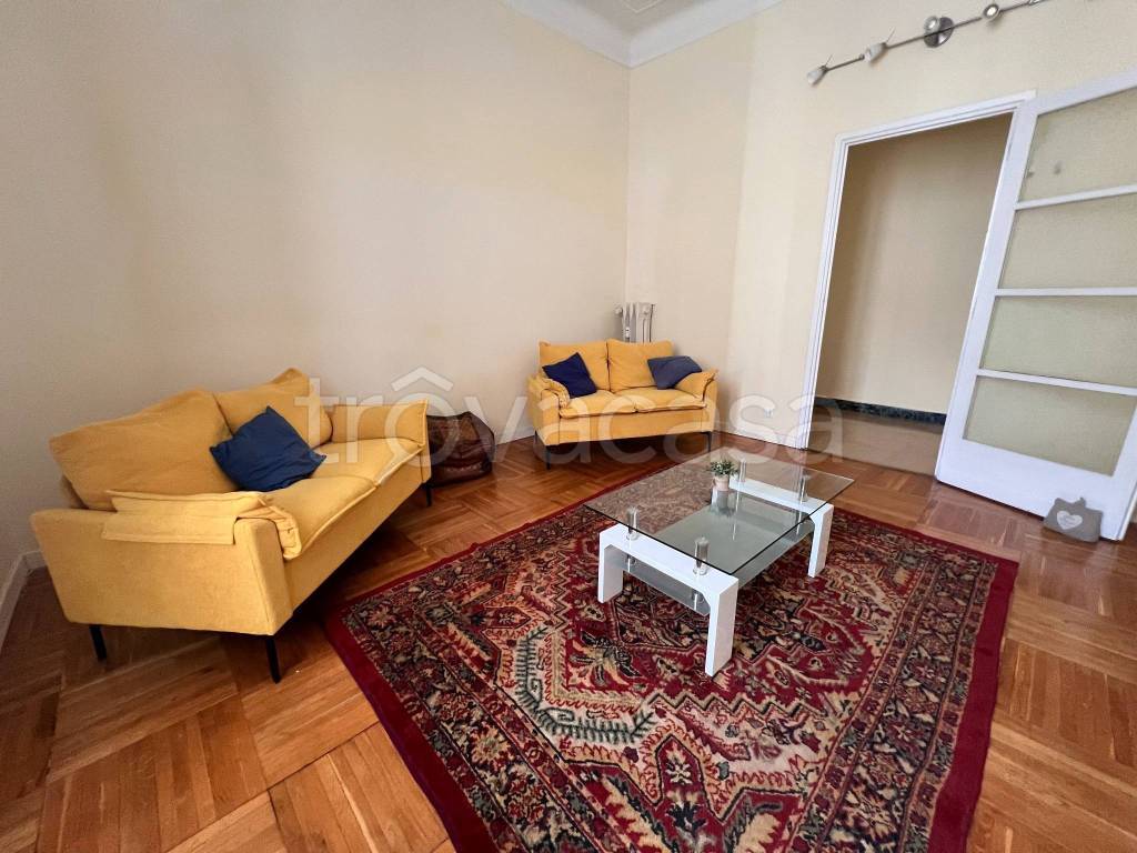 appartamento in affitto a Milano in zona Corsica