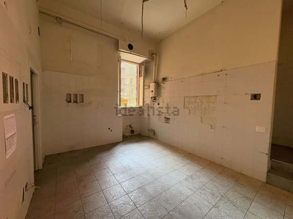 negozio in affitto a Milano in zona Maggiolina