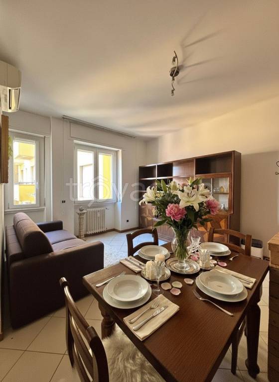appartamento in affitto a Milano