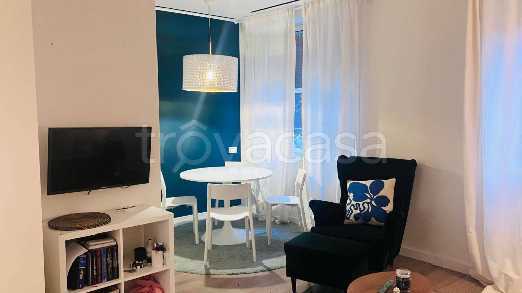 appartamento in affitto a Milano in zona Cadorna