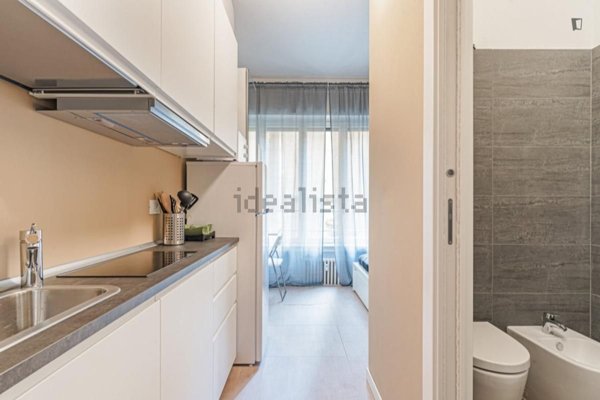 appartamento in affitto a Milano in zona Guastalla