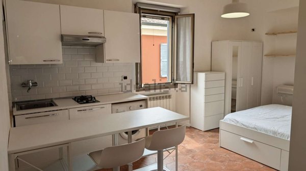 appartamento in affitto a Milano in zona Piazzale Lodi