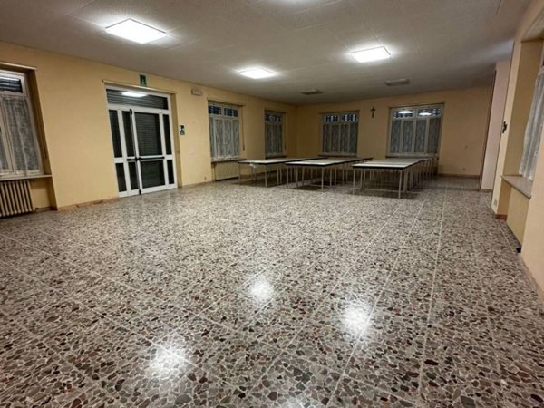 intera palazzina in affitto a Milano