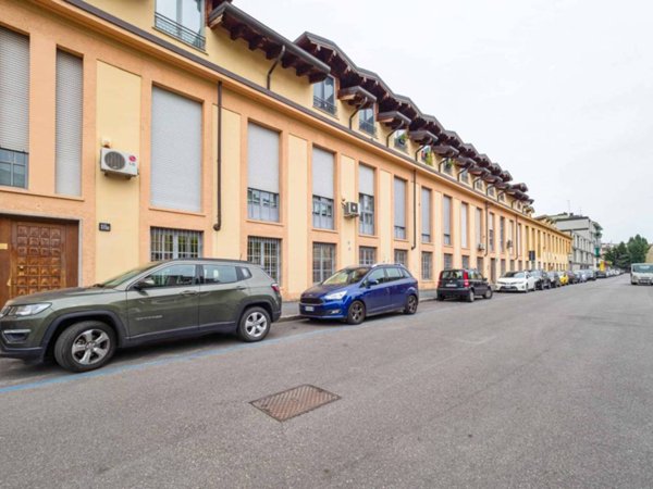 appartamento in affitto a Milano in zona Trenno