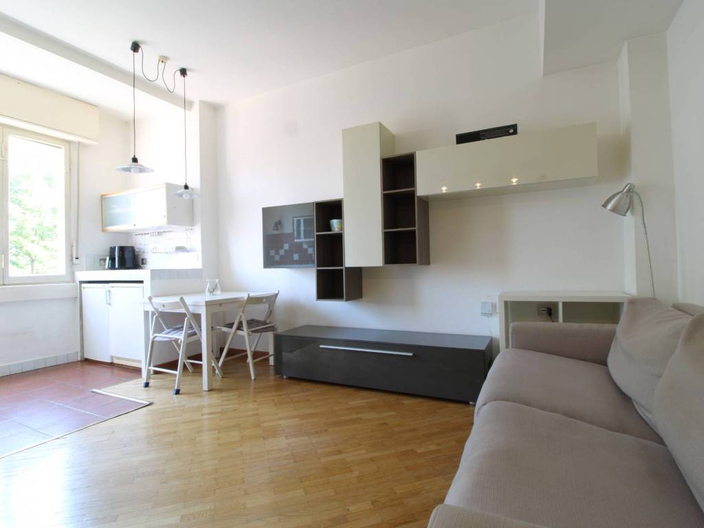 appartamento in affitto a Milano in zona Porta Genova