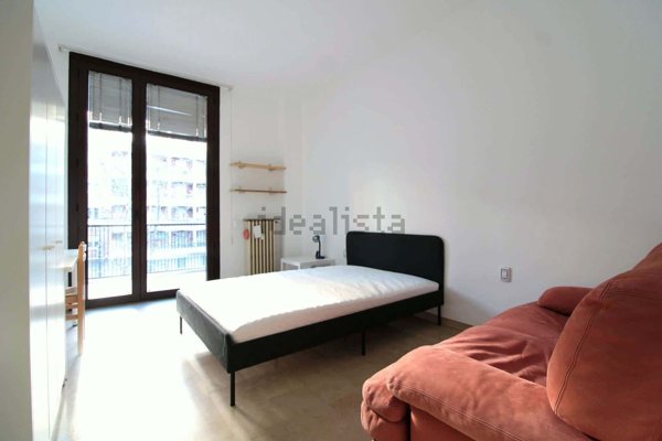 appartamento in affitto a Milano in zona Lorenteggio
