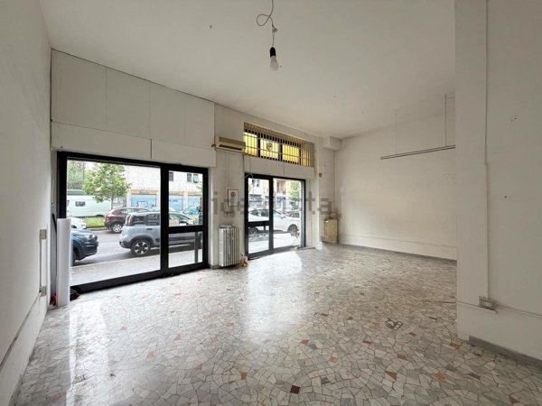 casa semindipendente in affitto a Milano in zona Lorenteggio