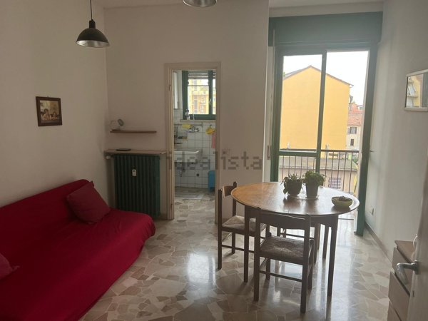 appartamento in affitto a Milano in zona Lorenteggio