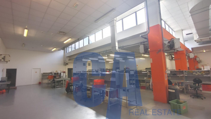 locale commerciale in affitto a Milano in zona Maciachini
